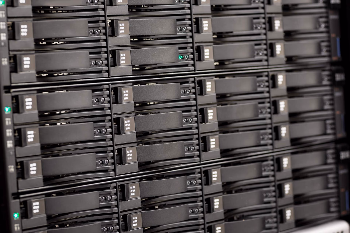 Own Home Server - Setup Part 3 Asustor NAS hero image